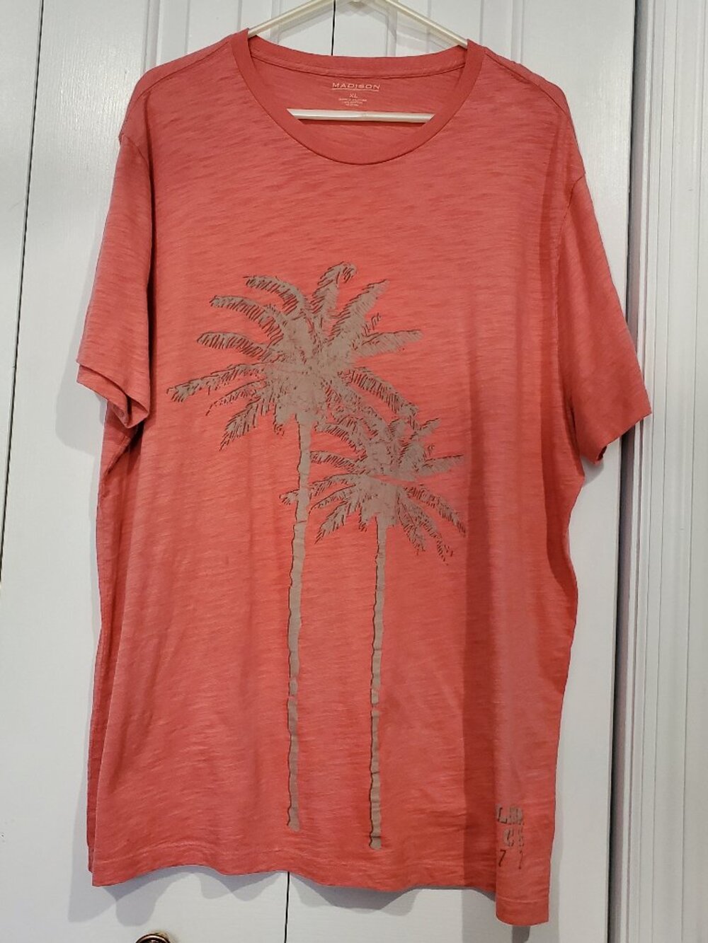 VINTAGE 1972 CAROLINA BEACH NORTH CAROLINA  MENS XL CASUAL PULLOVER  SHIRT